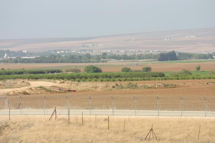 Picture for al-Hamra Village - Palestine: : التقطت هذة الصورة لقرية الحمرا بتاريخ 26/10/2007