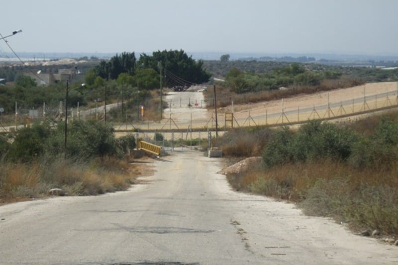 صورة لقرية بير السكه - فلسطين: : شارع - شويكة / بير السكة