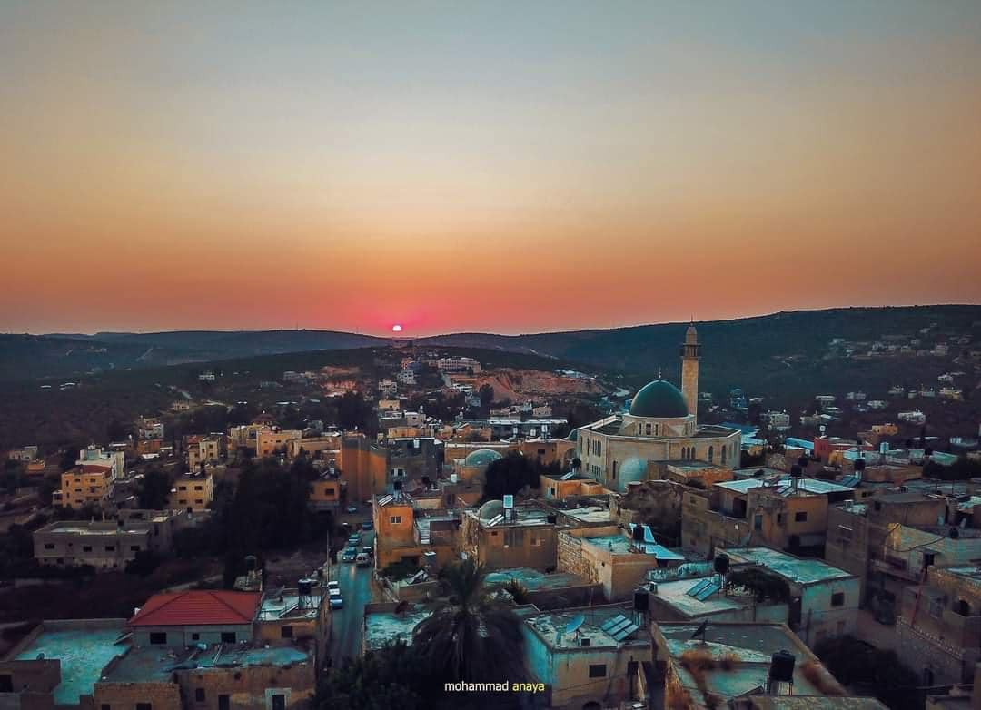 صورة لقرية زيتا جماعين - فلسطين: : منظر عام رائعة للبلدة عند الغروب -- 2023-- Mohammad Anaya