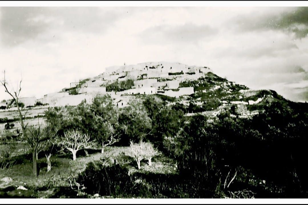 Picture for Bir Ma'in Village - Palestine: : صورة نادرة لقرية بير معين قضاء الرملة عام 1939..
