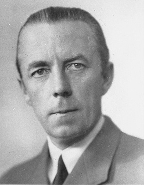 Dorothy_Thompson_1937